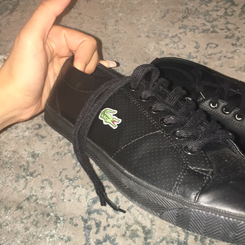 Shoes - Picture 2 of 6